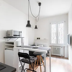 https://padova-specola-apartment.hotelinveneto.com