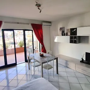 https://dolce-casa-taormina.sicilyhotelsitaly.net
